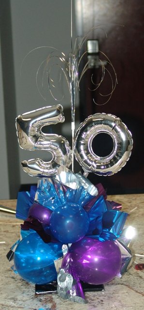 50-balloon-centerpiece