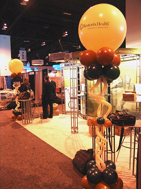 custom logo balloons convention promotion