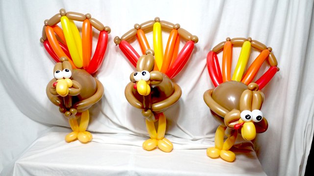 twisted thanksgiving turkey balloons
